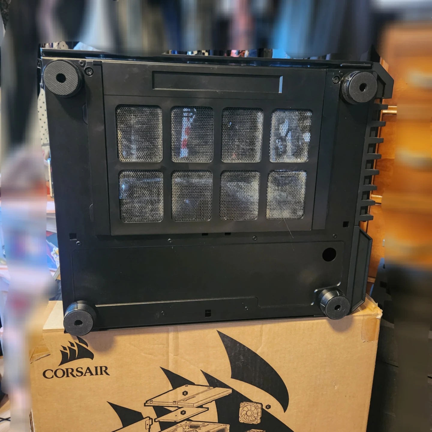 Corsair RGB PC Case - photo 4