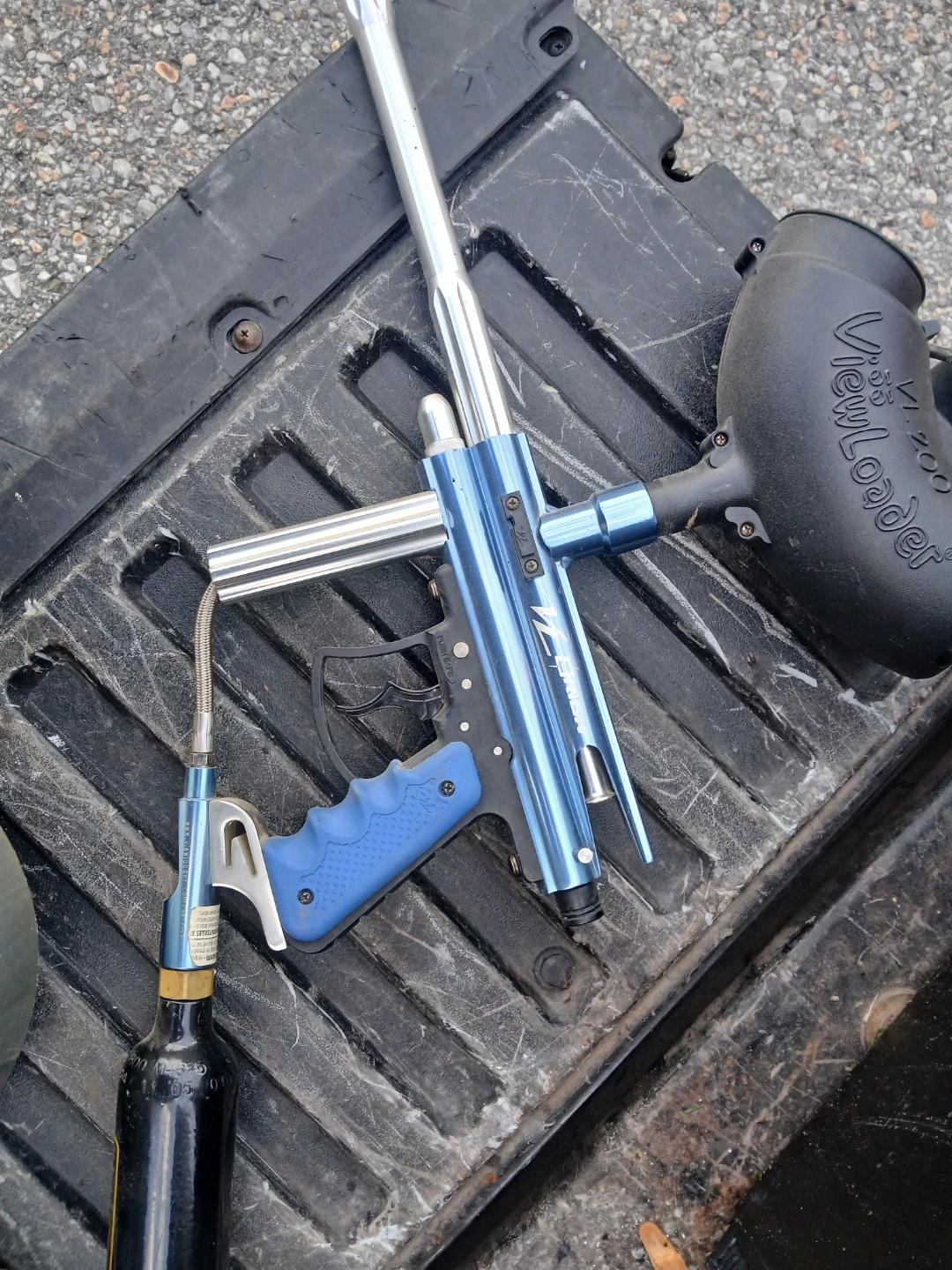 Smart Parts Ion Paintball Marker with Viewloader and CO2 Tank