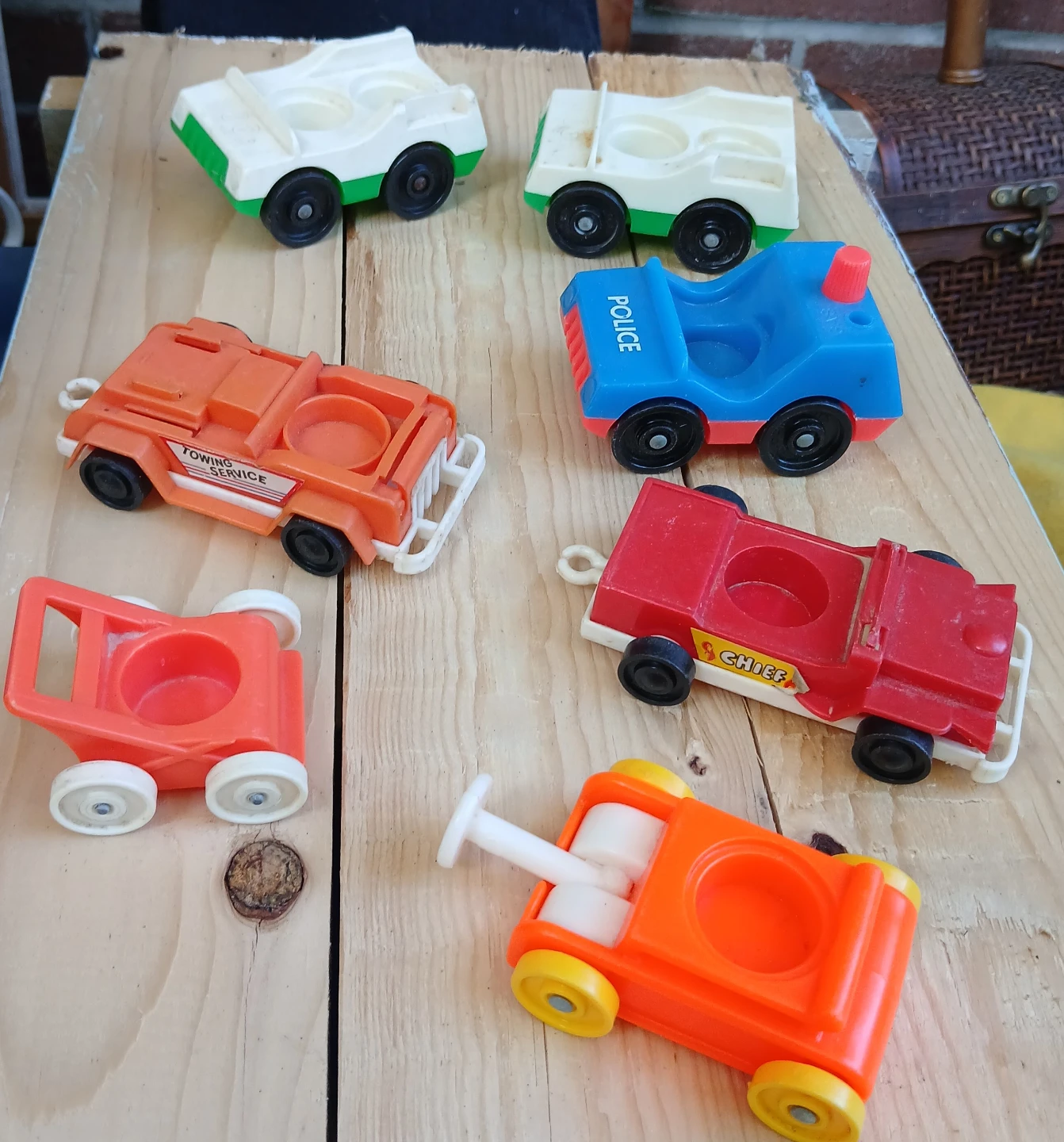 Vintage Fisher-Price Little People Playset Pieces - photo 4