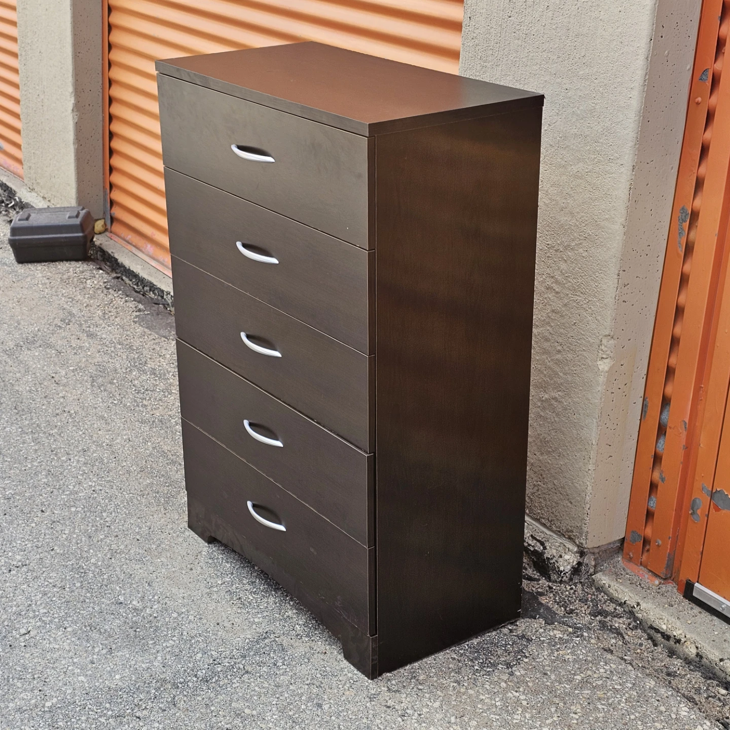 Delivery Available: Dresser 5 drawer - photo 2