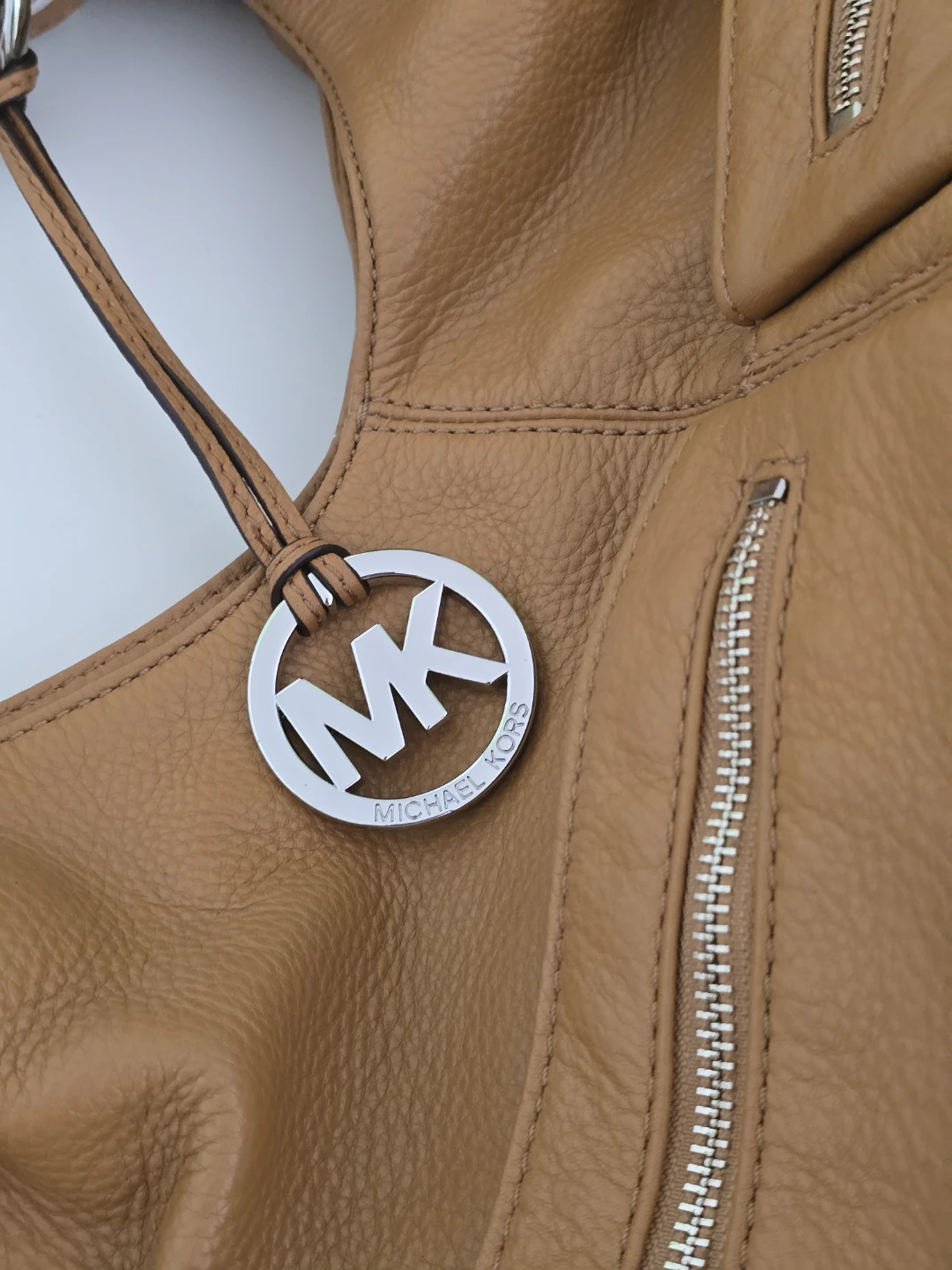 Michael Kors Tan Leather Hobo Handbag - photo 4