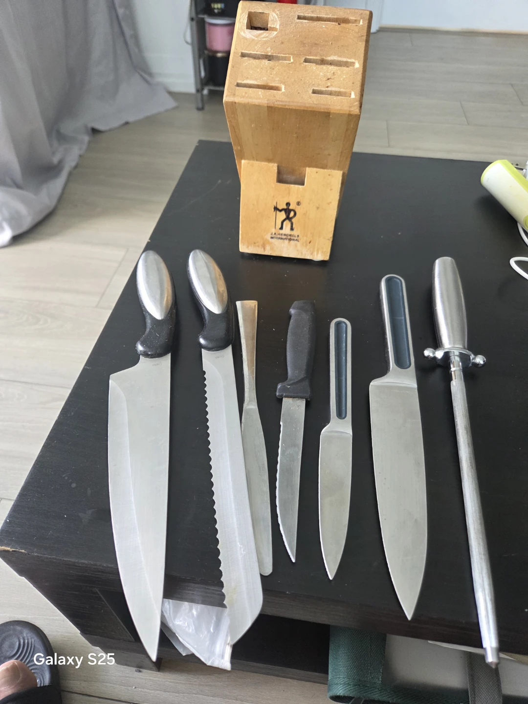J.A. Henckels International Knife Block Set - photo 4