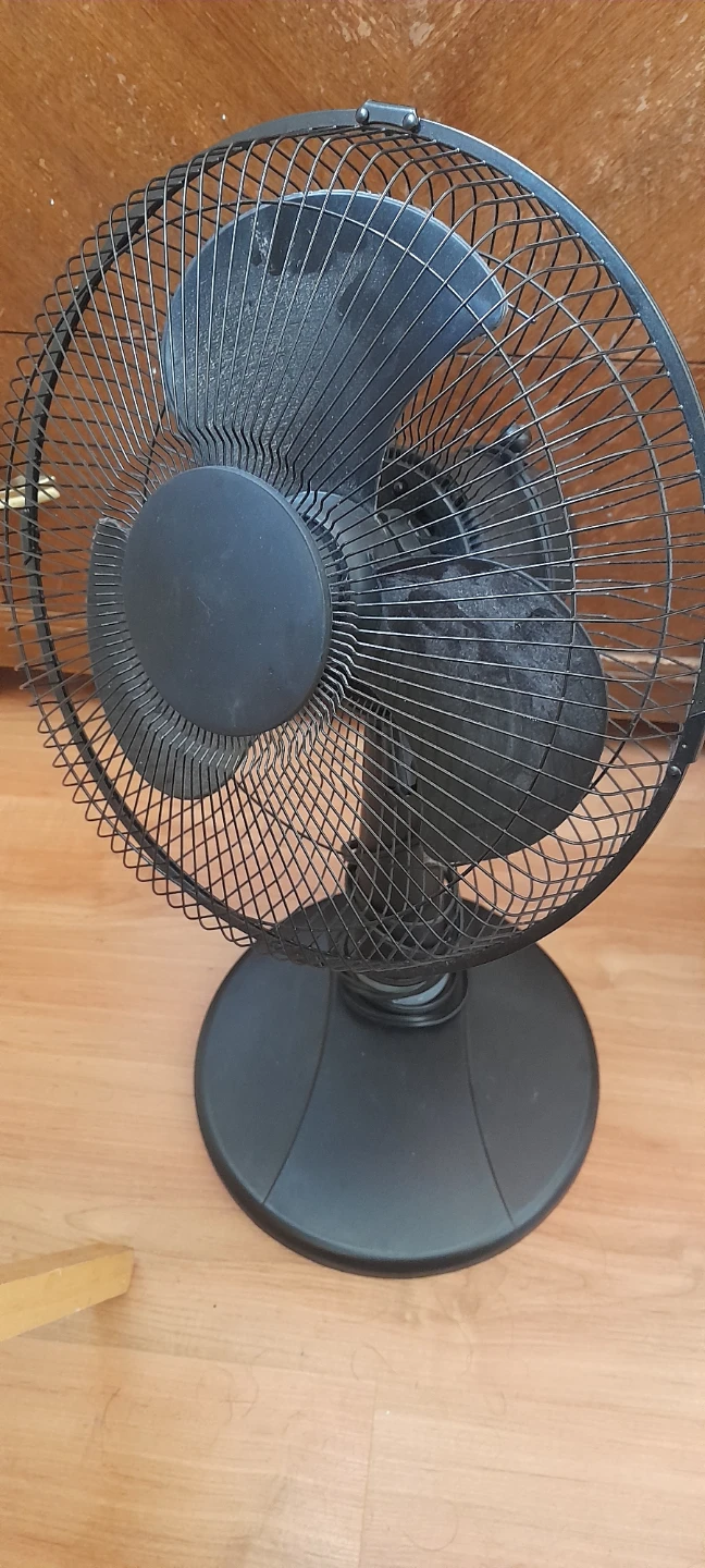 A used fan