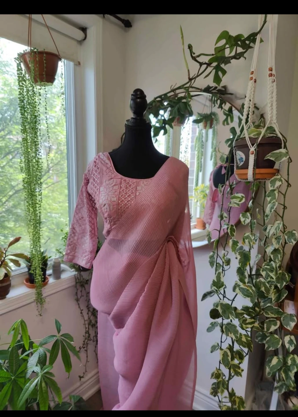 Pink Saree with Embroidered Blouse⚽️ - photo 2