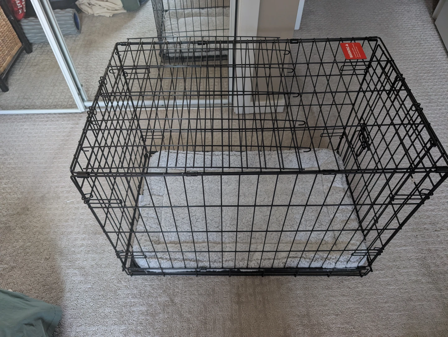 Wire Dog Crate with Fleece Pad
