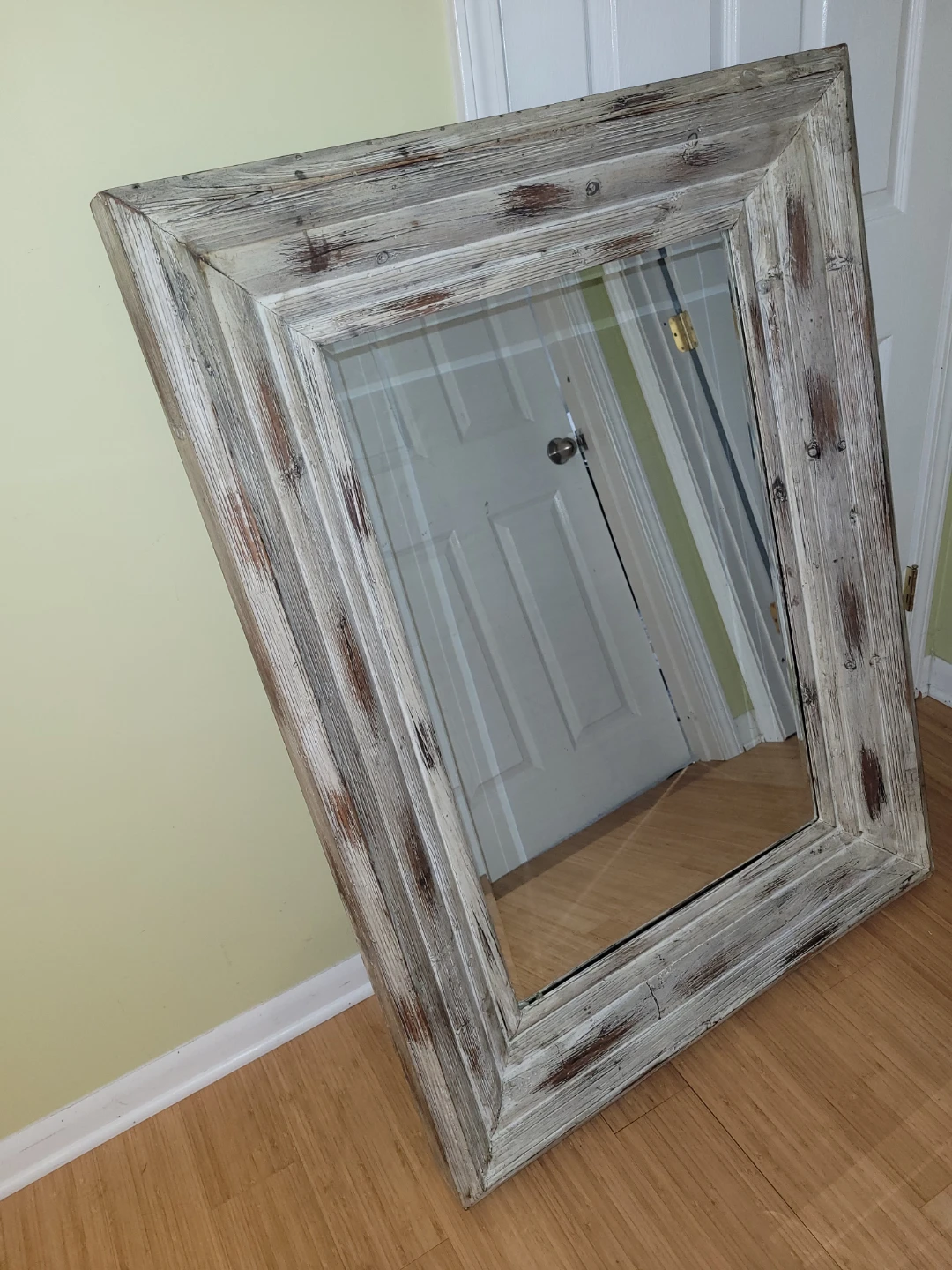 Rustic look mirror