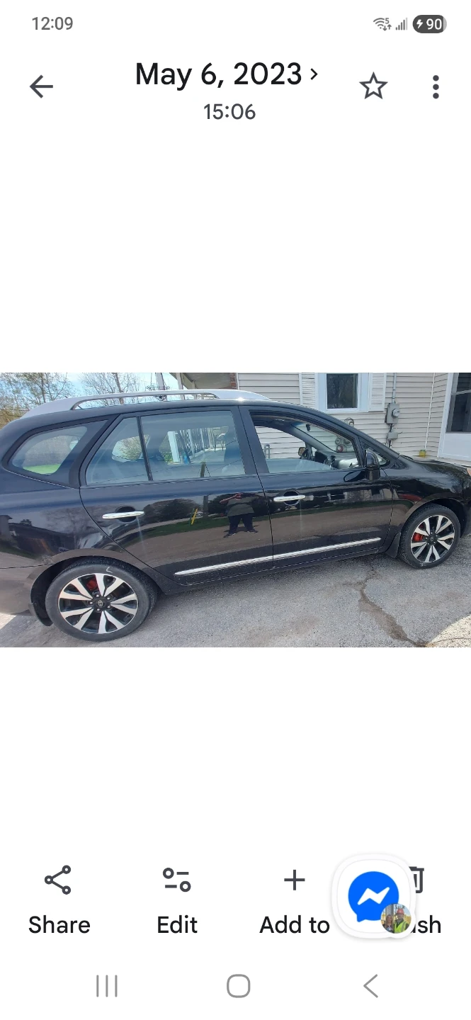 Kia 2011 rondo