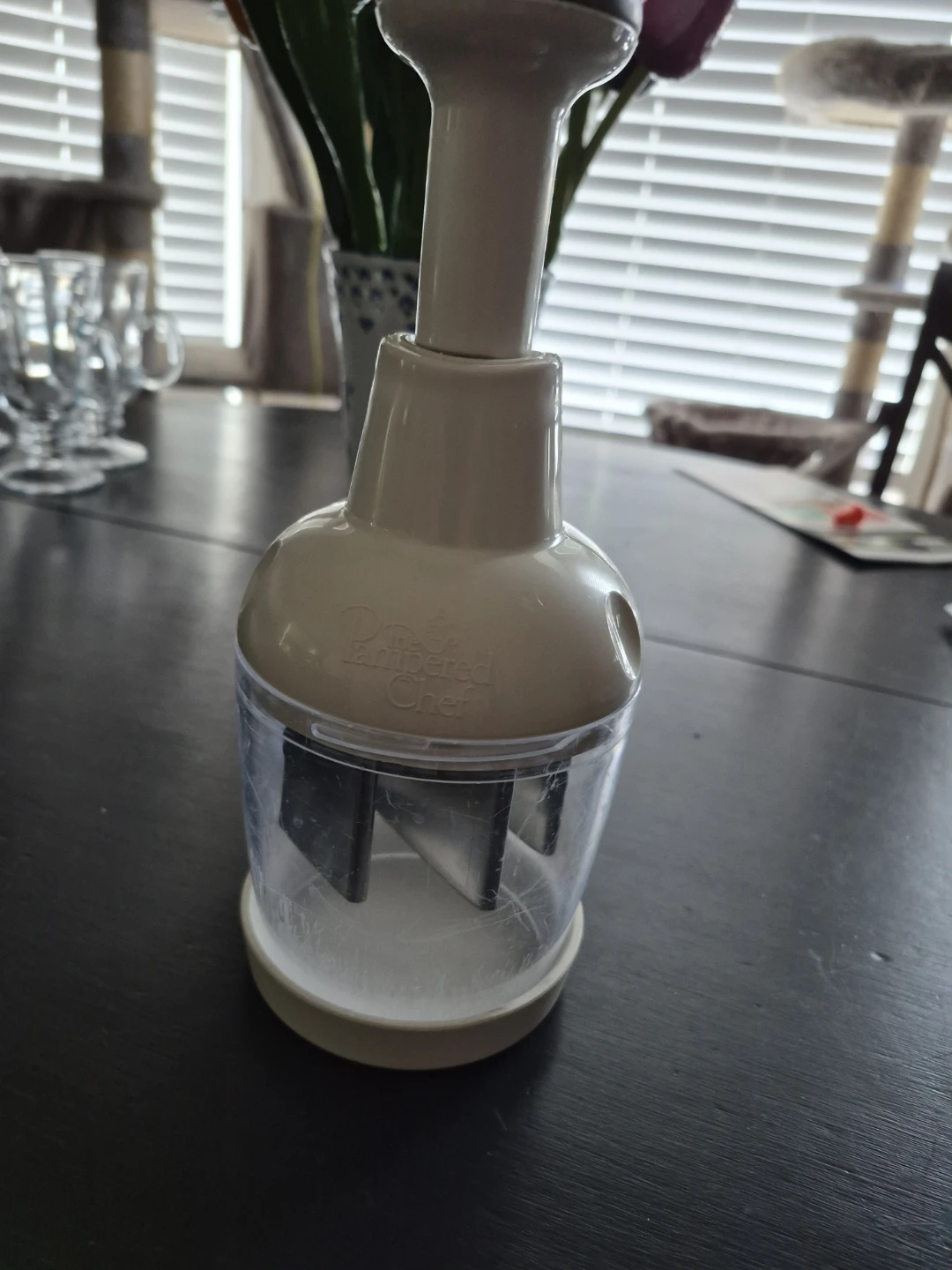 The Pampered Chef Food Chopper