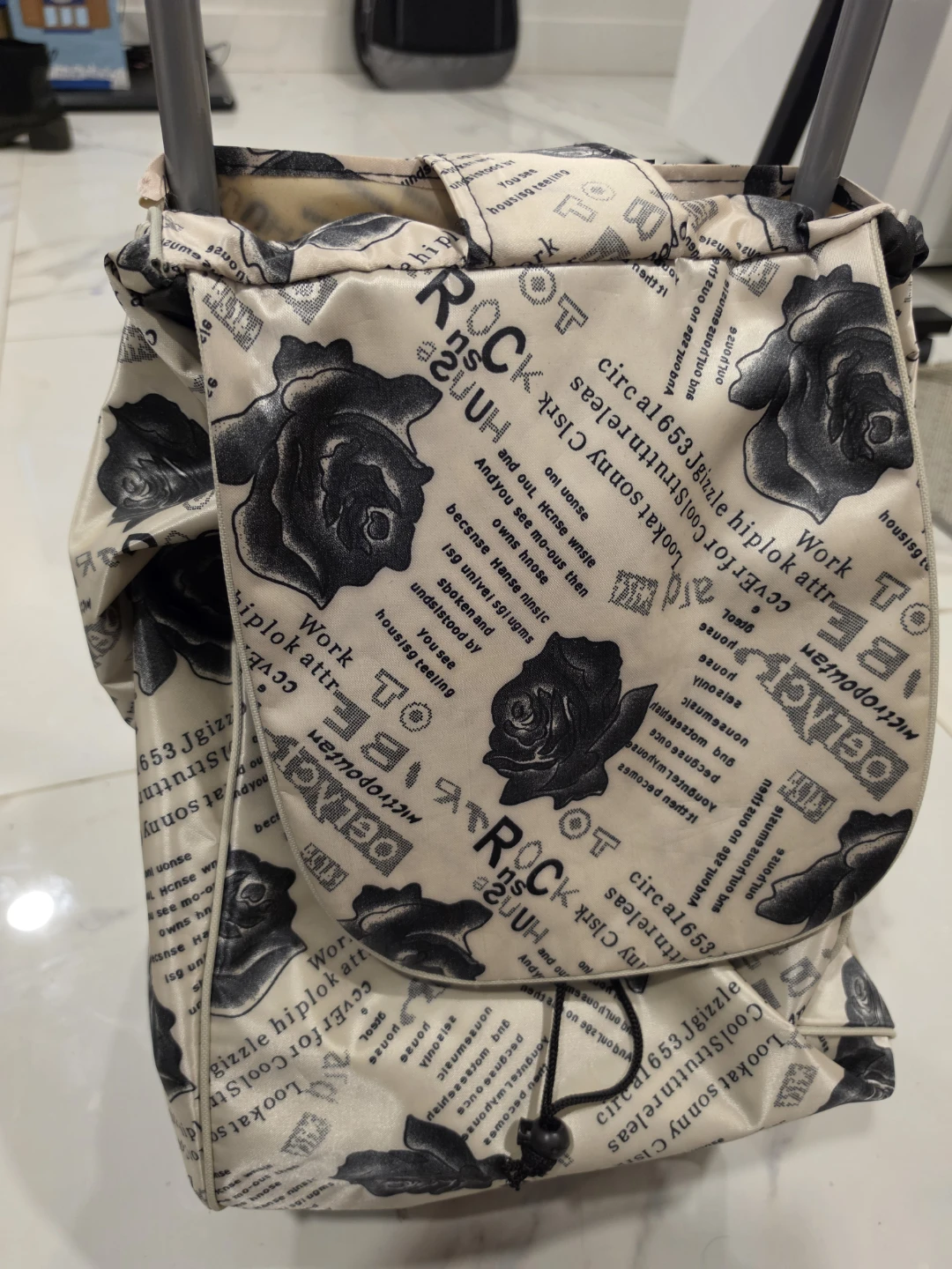 Move out sale - Rolling Shopping Bag with Rose and Text Print - photo 3