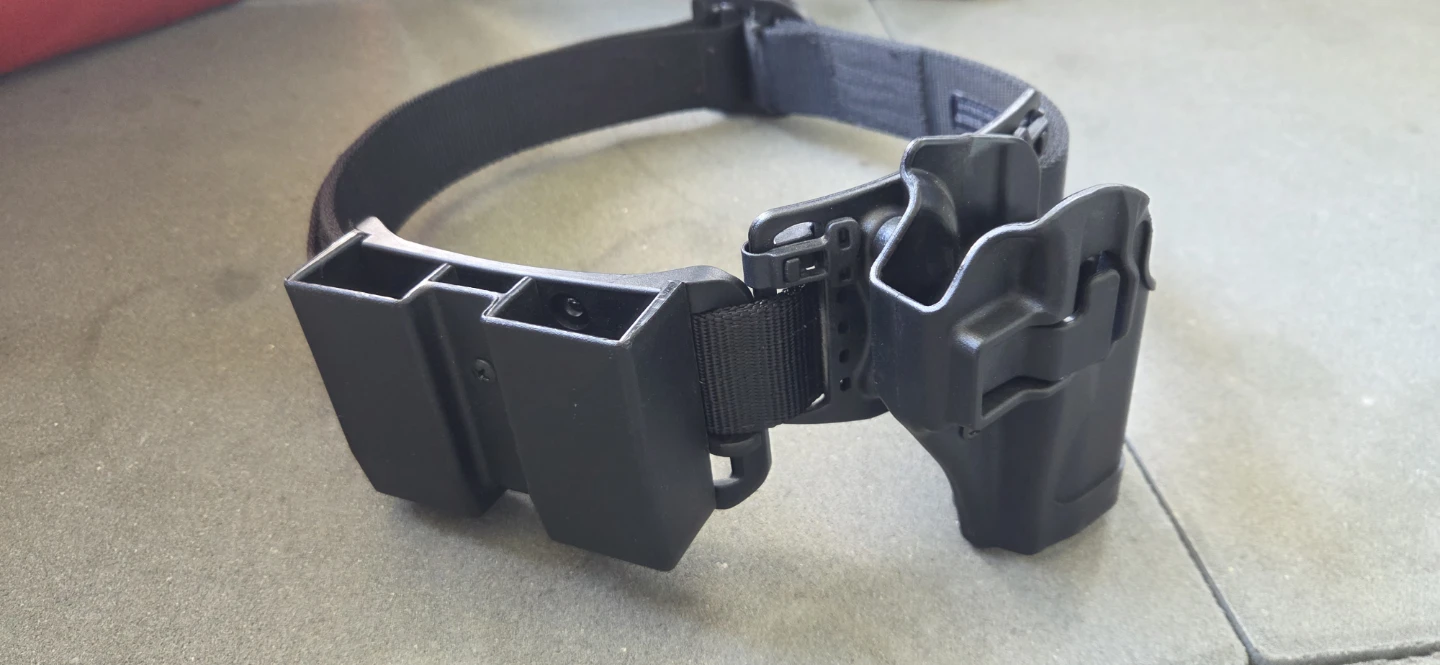 5.11 Tactical Duty Belt with Blackhawk Holster and Mag Pouches - photo 3