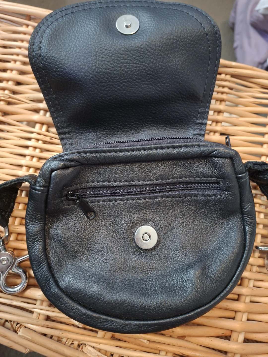 Talisman Black Leather Belt Pouch - photo 2