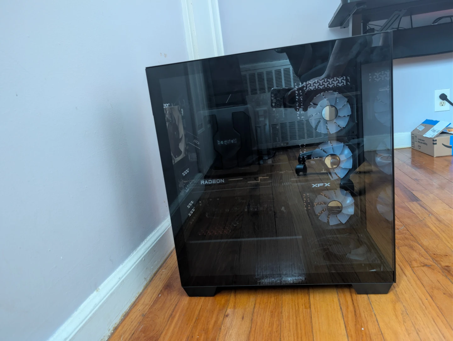 Custom Gaming PC - AMD Ryzen 7 7700X, 16GB RAM, 1.82TB Storage - photo 3