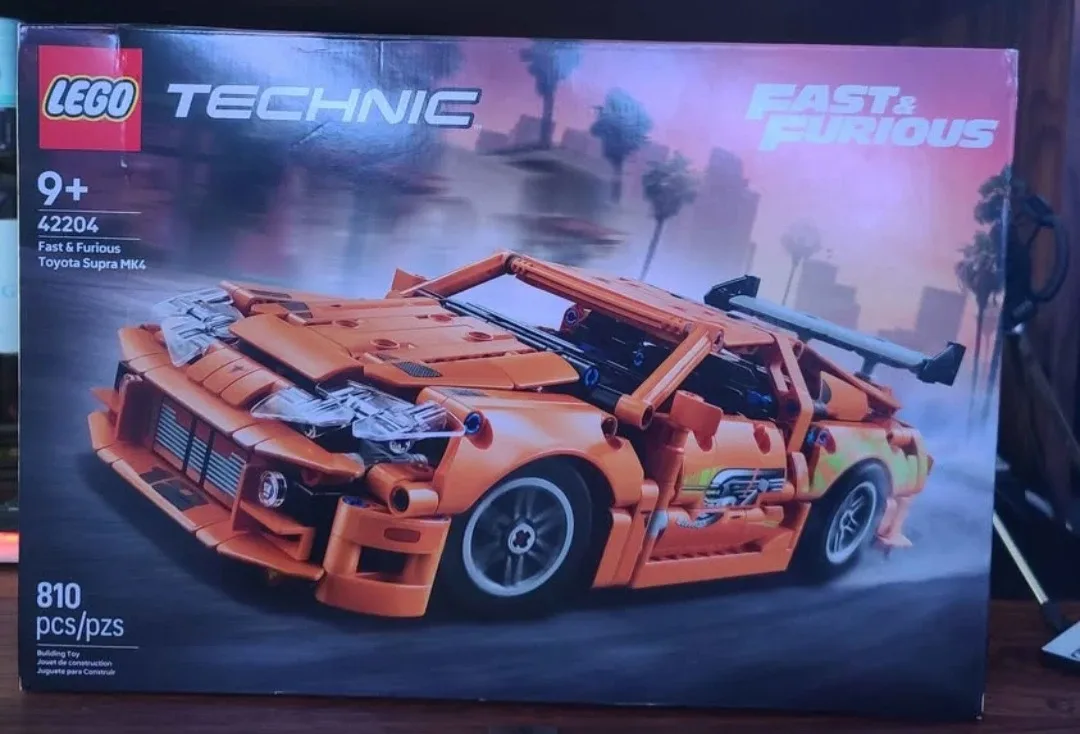 LEGO Technic Fast & Furious Toyota Supra MK4 Set 42204