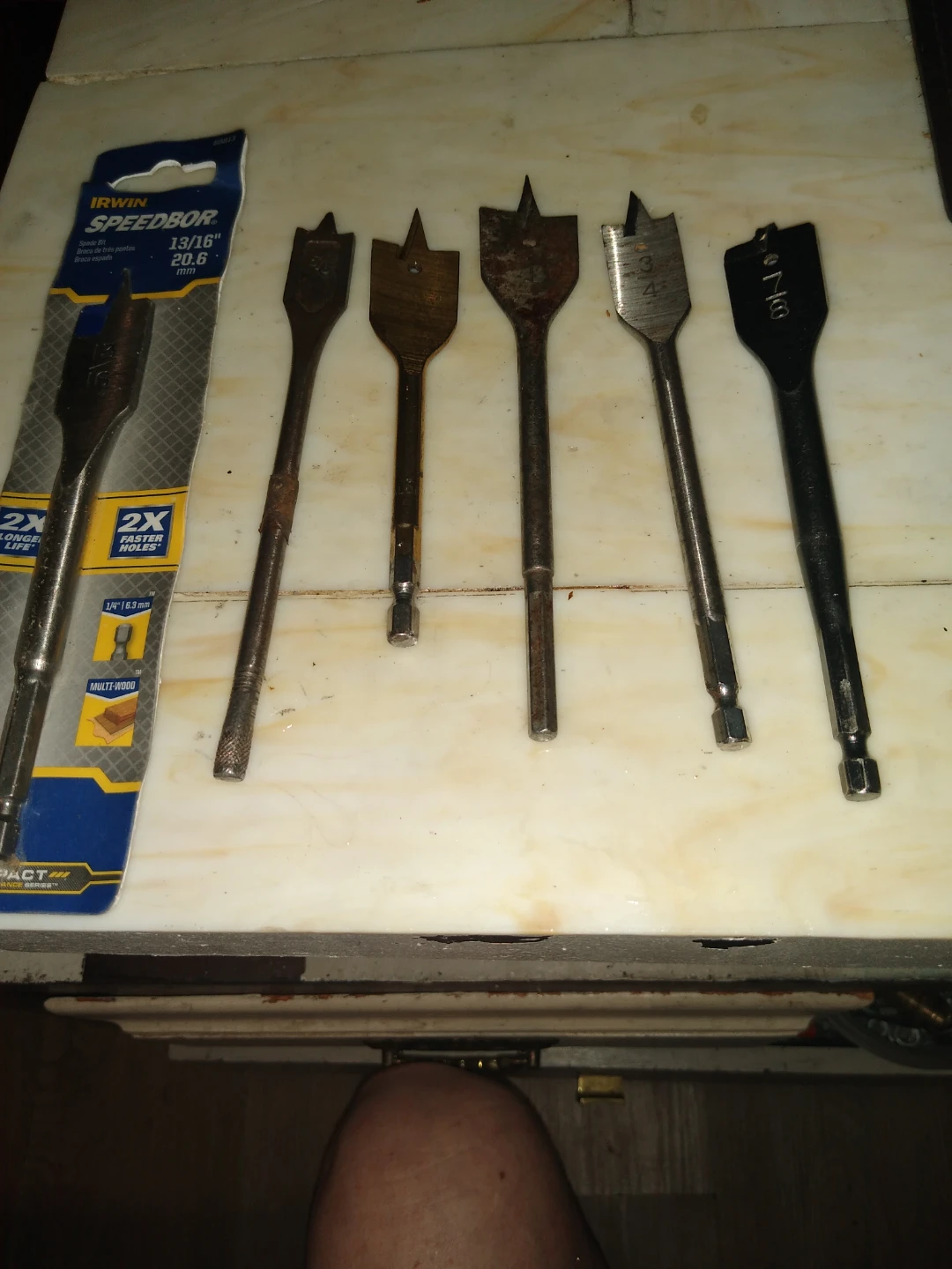 Set of six drill bits for I'm drilling holes