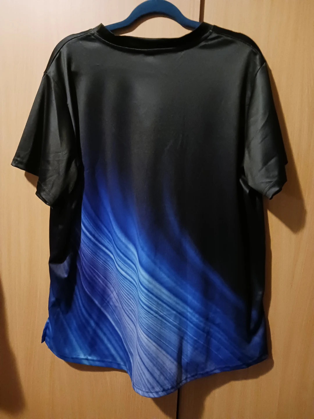 Black and Blue Gradient V-Neck Scrub Top - photo 2