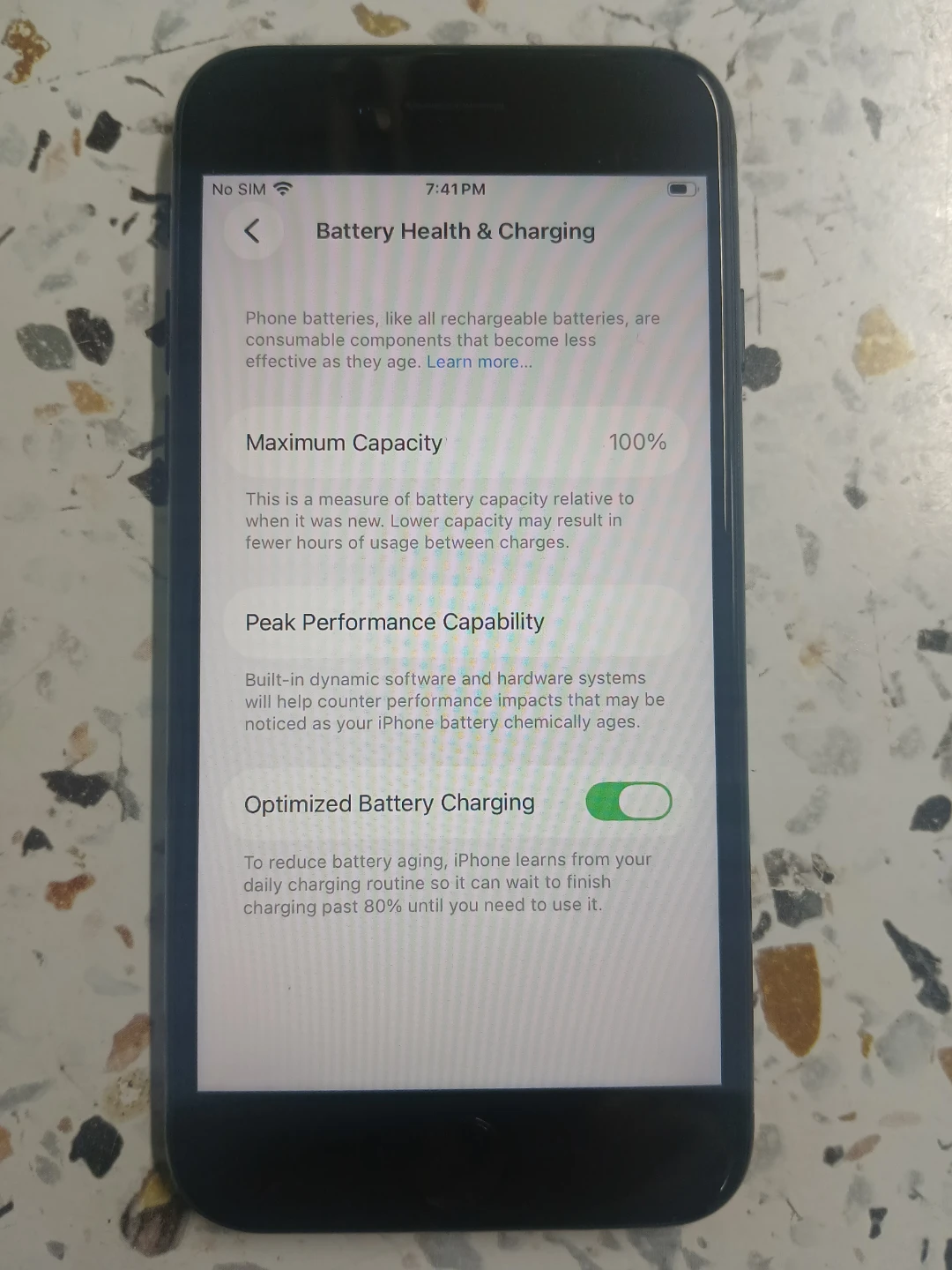 Apple iPhone SE (3rd Gen) 64GB - photo 5