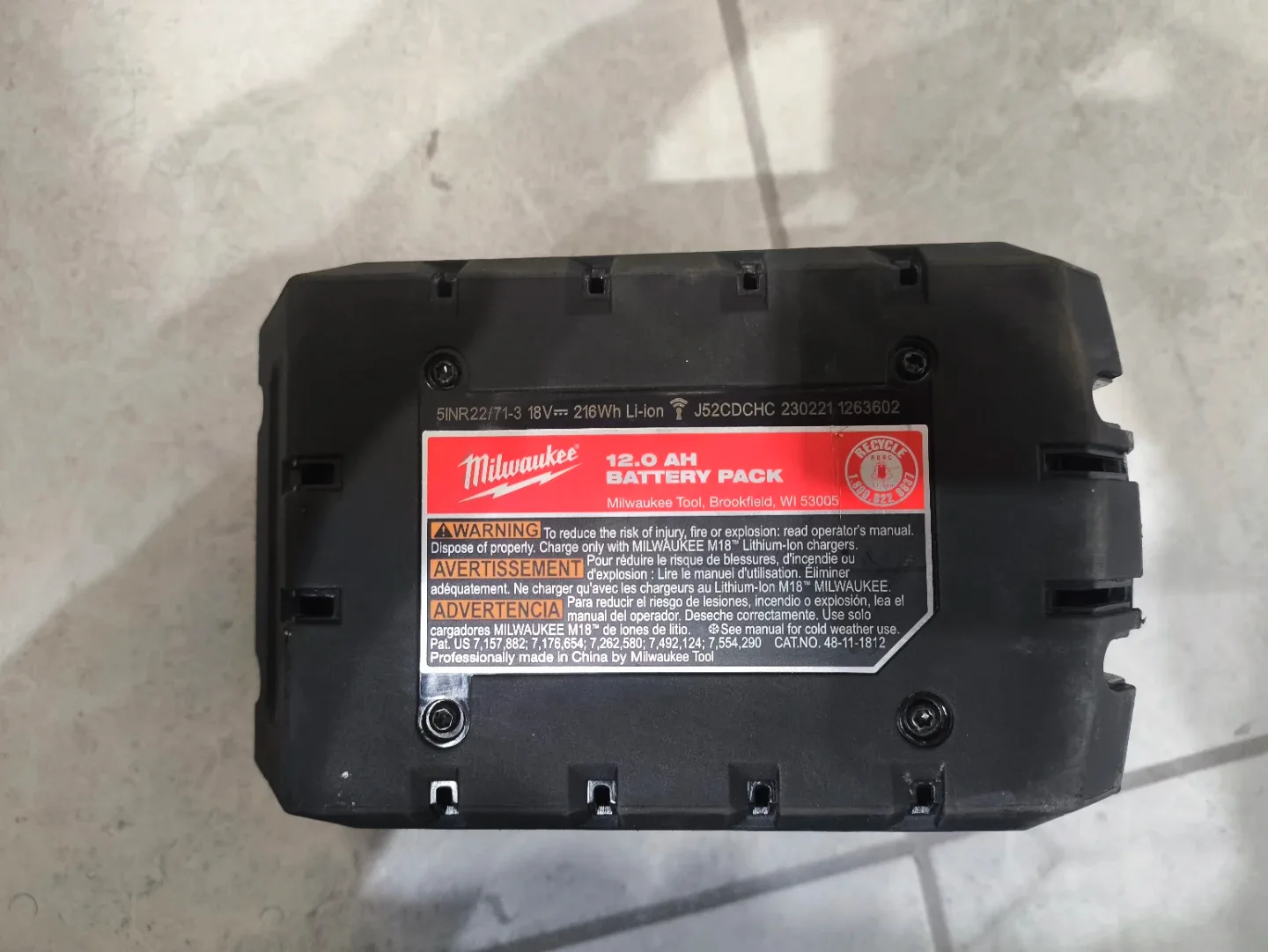 Milwaukee M18 REDLITHIUM HIGH OUTPUT HD12.0 Battery - photo 2