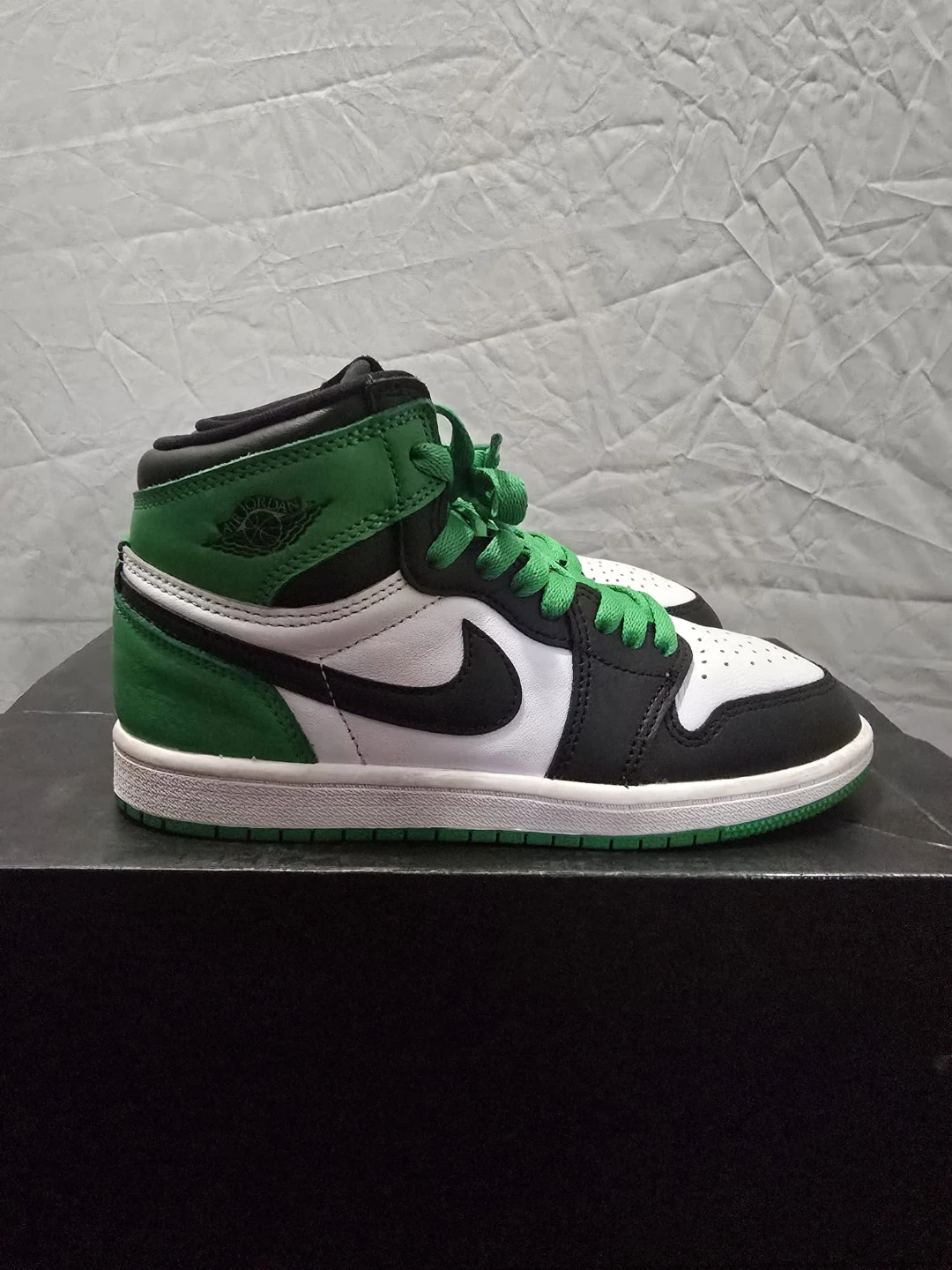 Air Jordan 1 Lucky Green Size 3Y