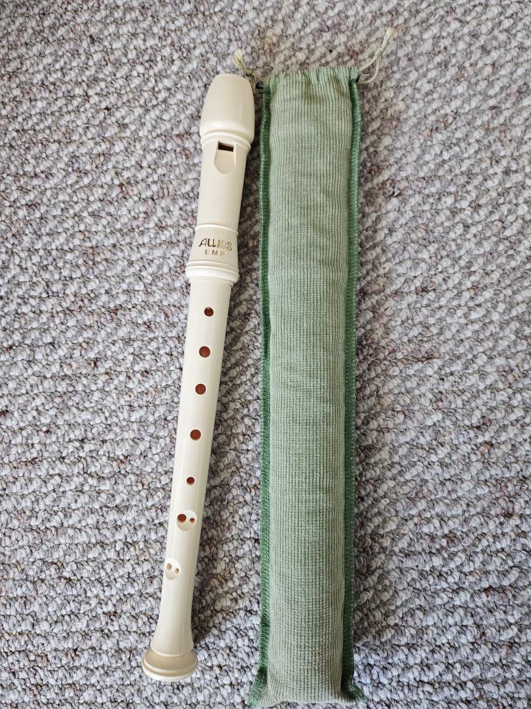 Aulos EMP Recorder with Green Pouch