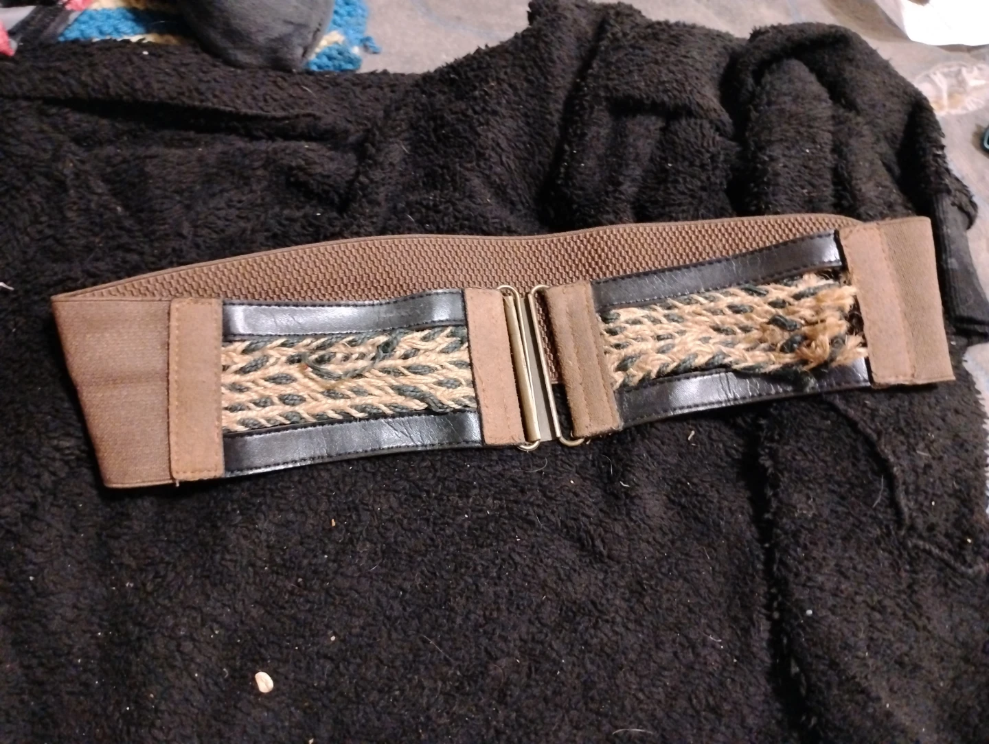 Elastic Belt with Woven Detail