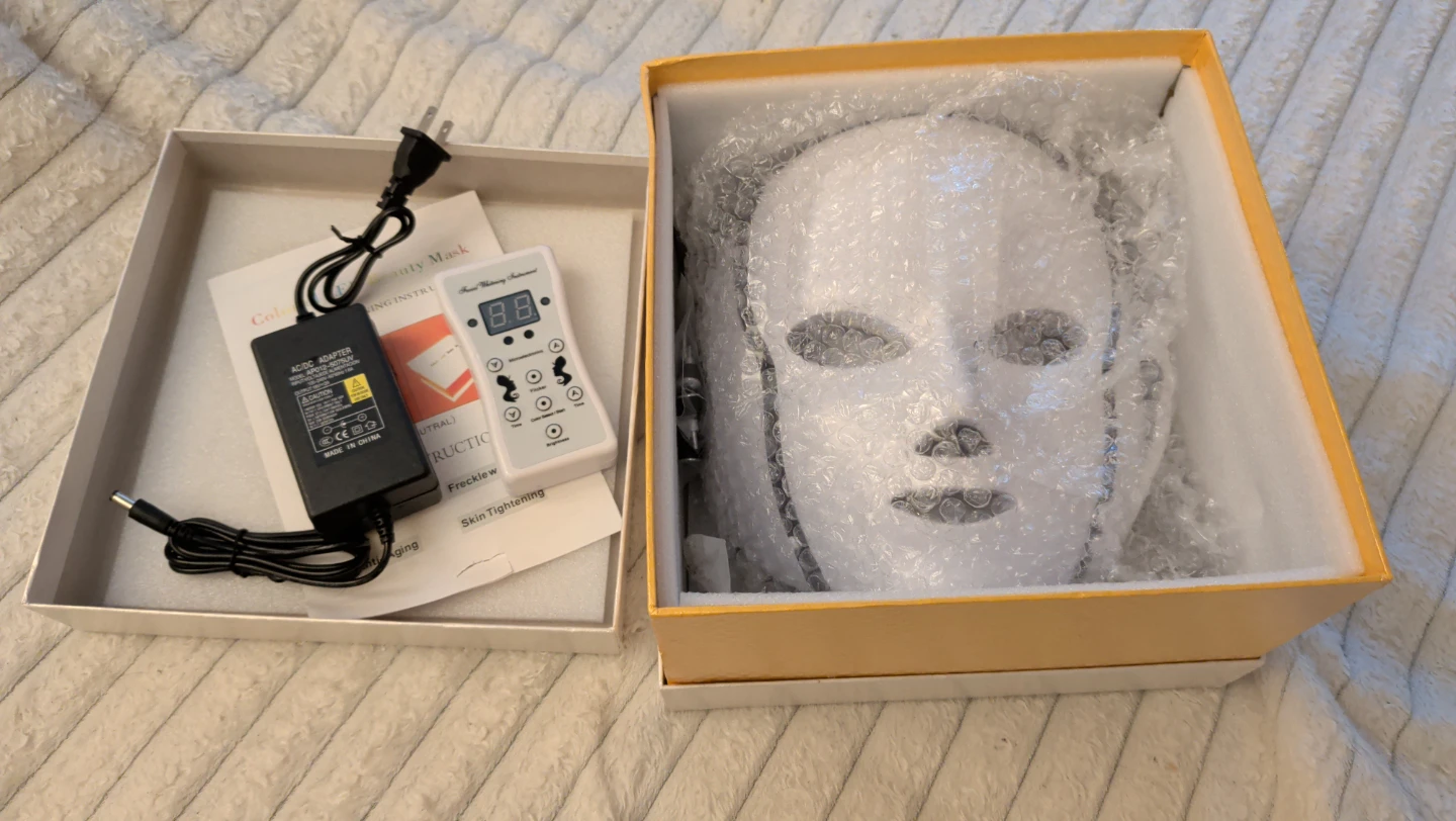 Colorful LED Beauty Mask - photo 2