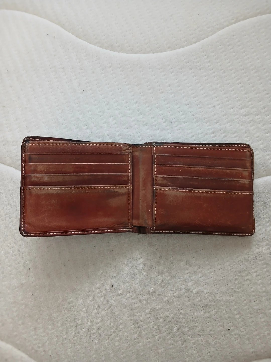 Brown Leather Bifold Wallet - photo 2