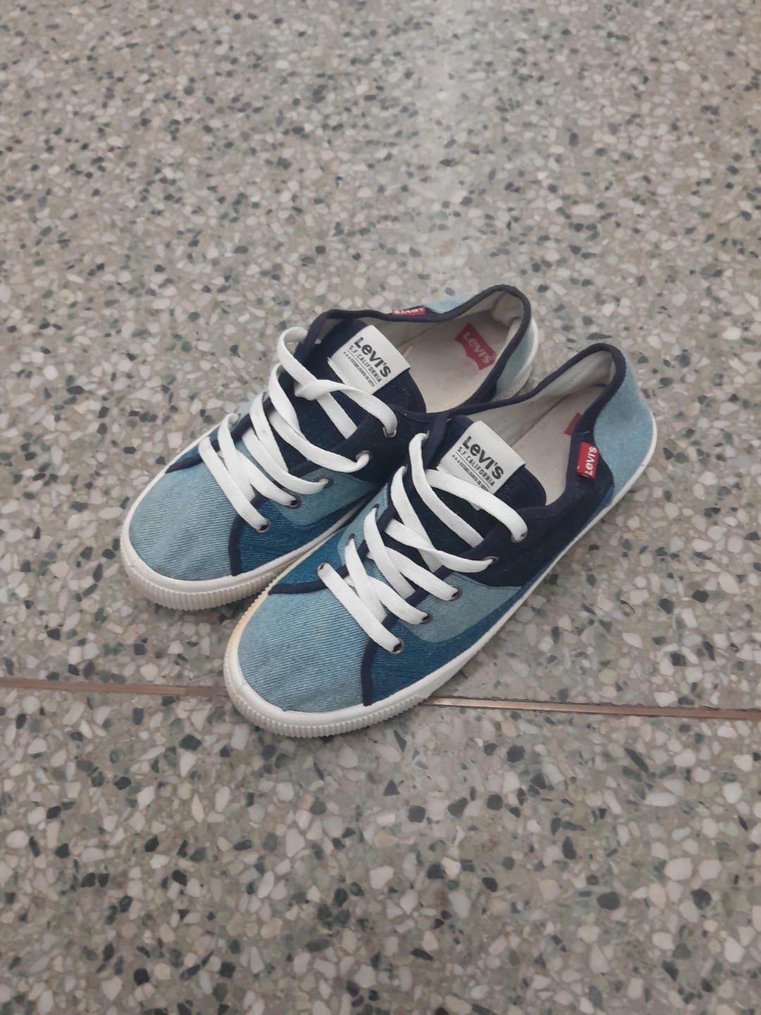 Levi's Denim Sneakers women's size 8