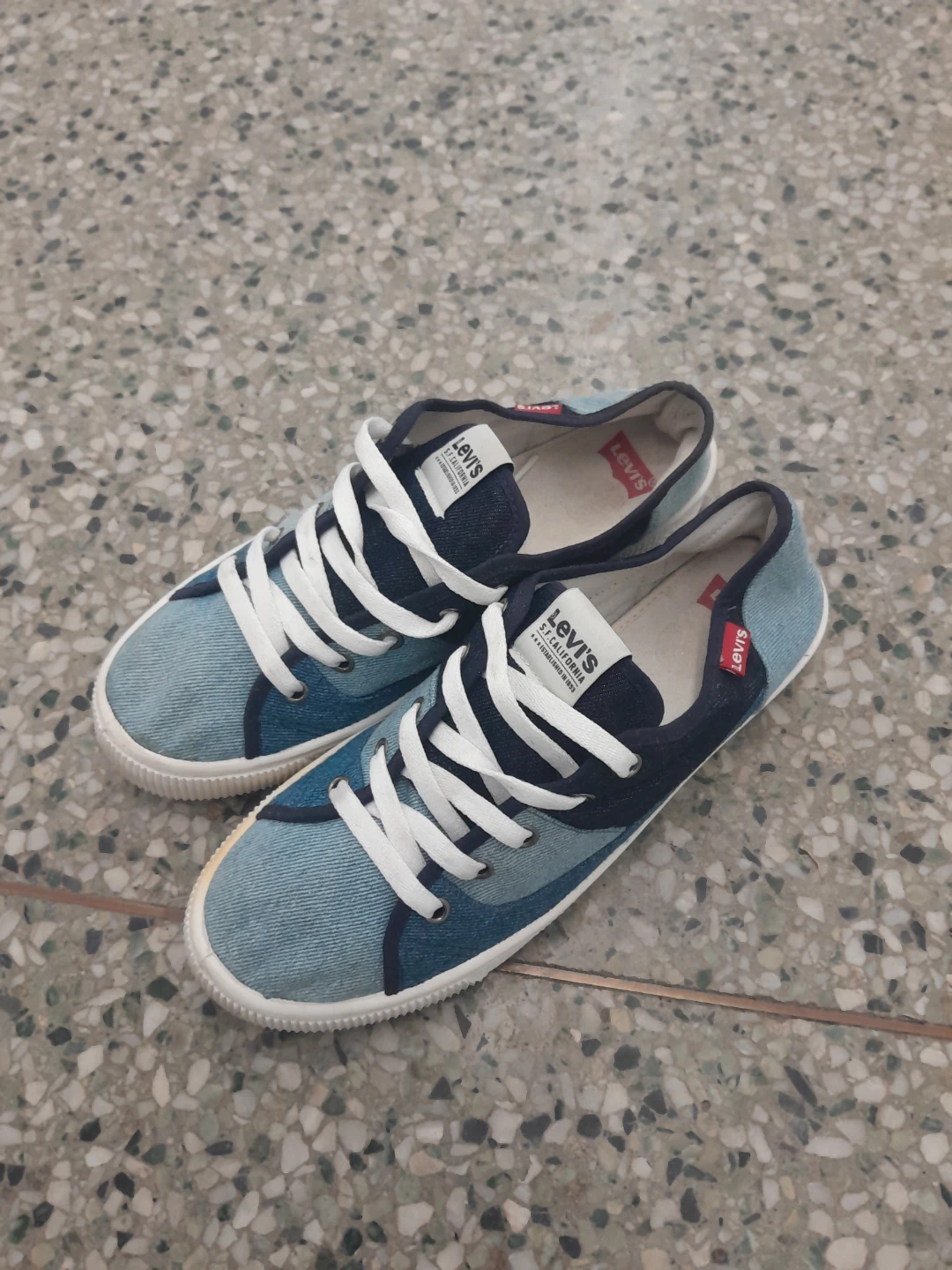 Levi's Denim Sneakers women's size 8 - photo 3