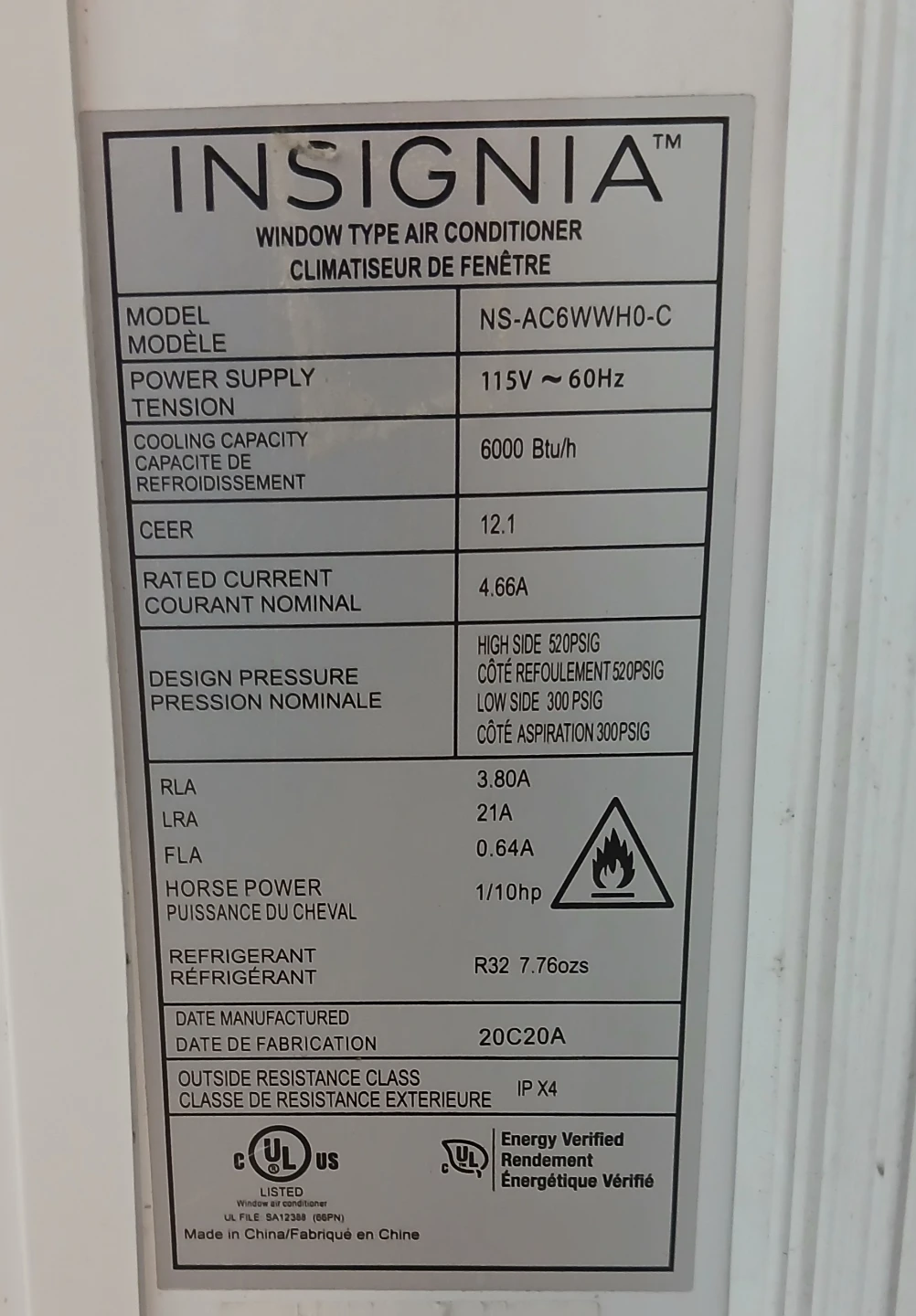 Insignia Window Air Conditioner - photo 2