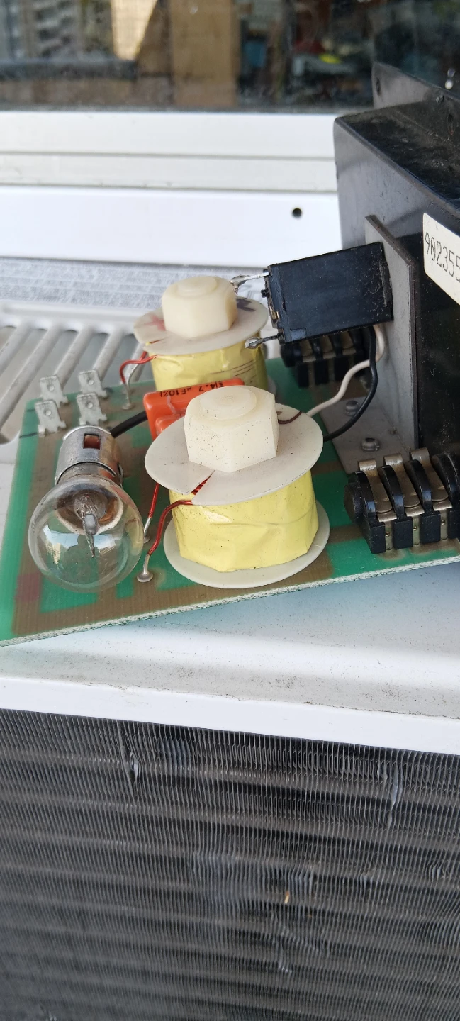 Yorkville Elite Micron 160 Loudspeaker System Component - photo 2
