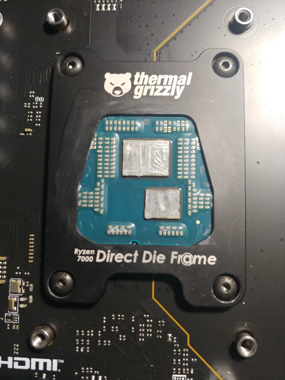 Professionally delidded Ryzen 7 9800x3d