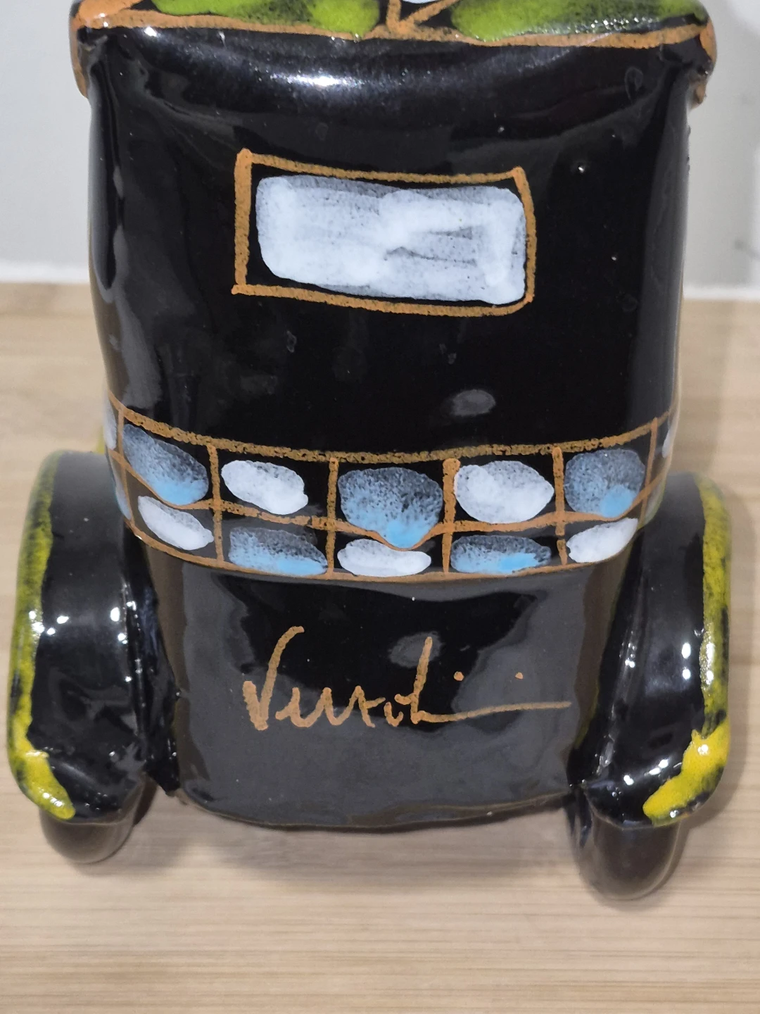 Verzolini's  "Old Timer" handmade ceramic car - photo 4