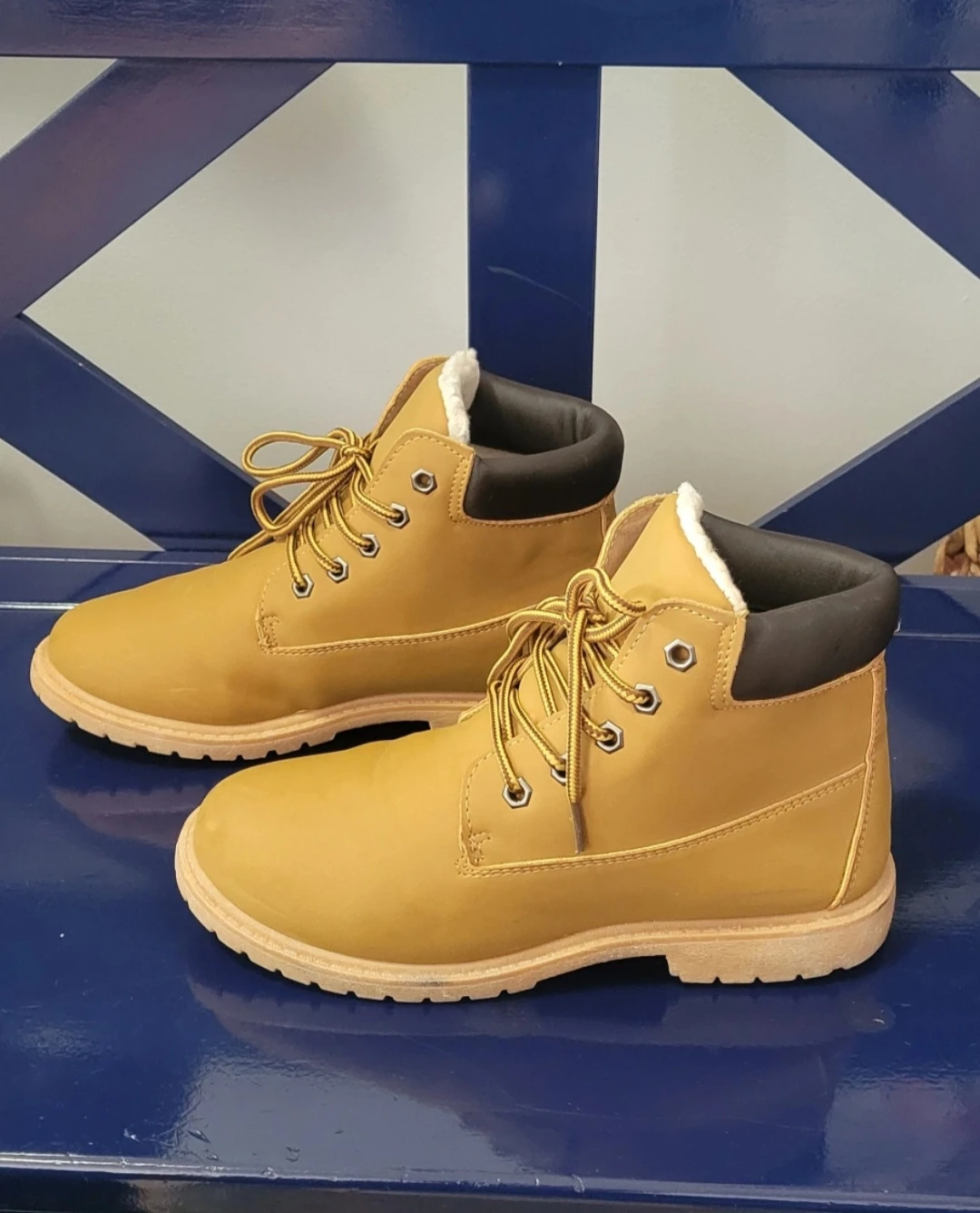 ⚽ Fall Boots For Youth Size 5 Urban Heritage Boots - photo 2