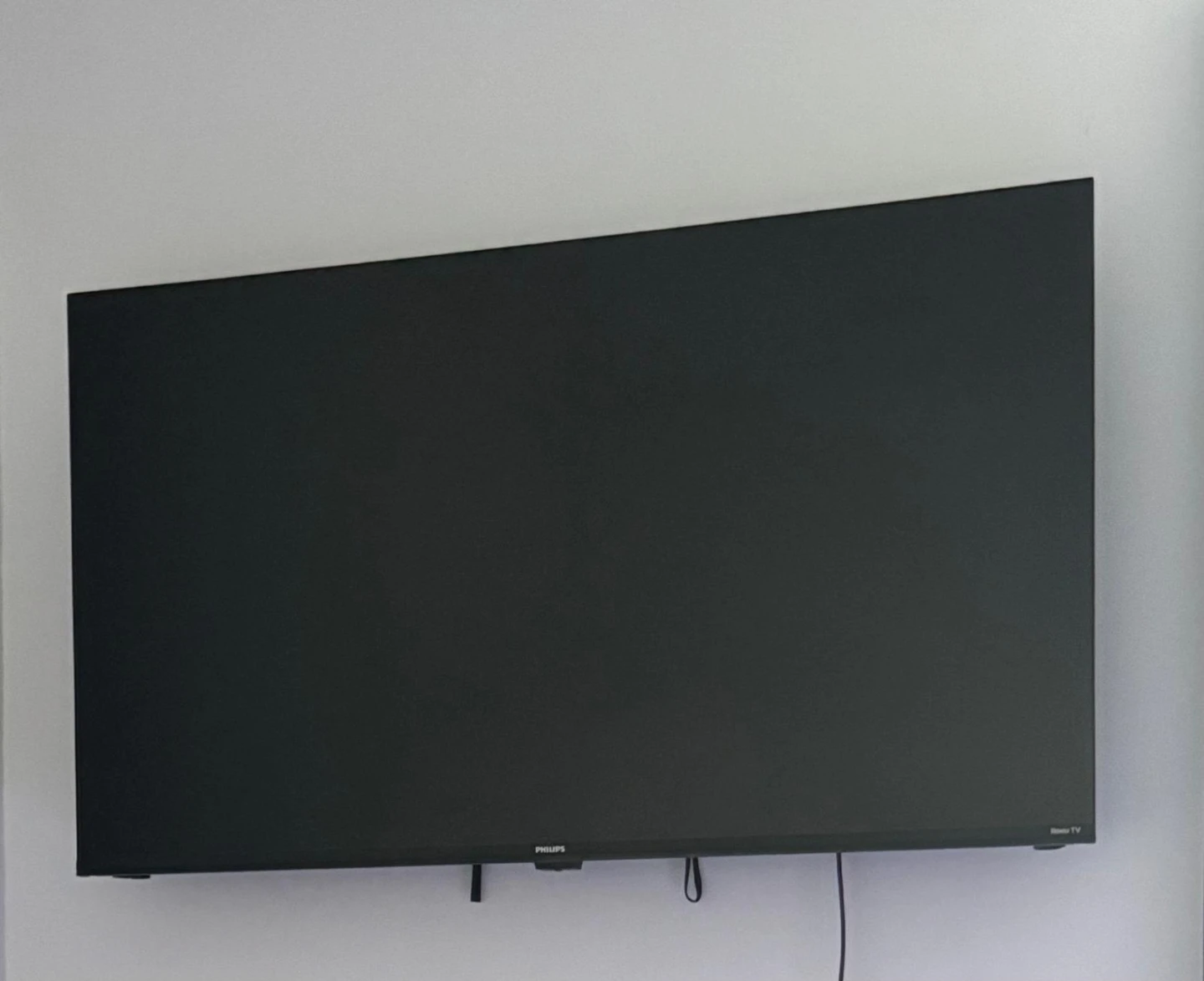 Philips 43" QLED Roku TV - photo 3