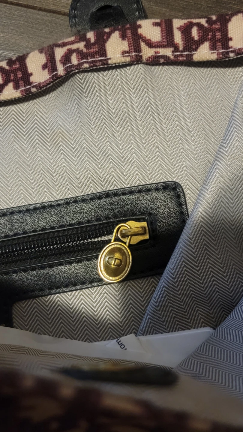 Christian Dior Monogram Tote Bag with Pouch - photo 5