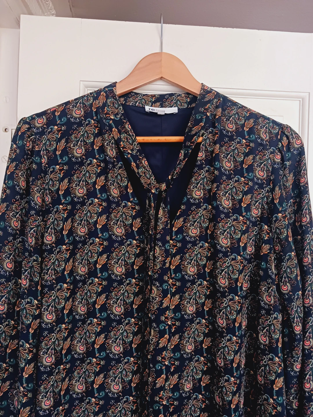 Beautiful Paisley Print Long Sleeve Dress. Size L