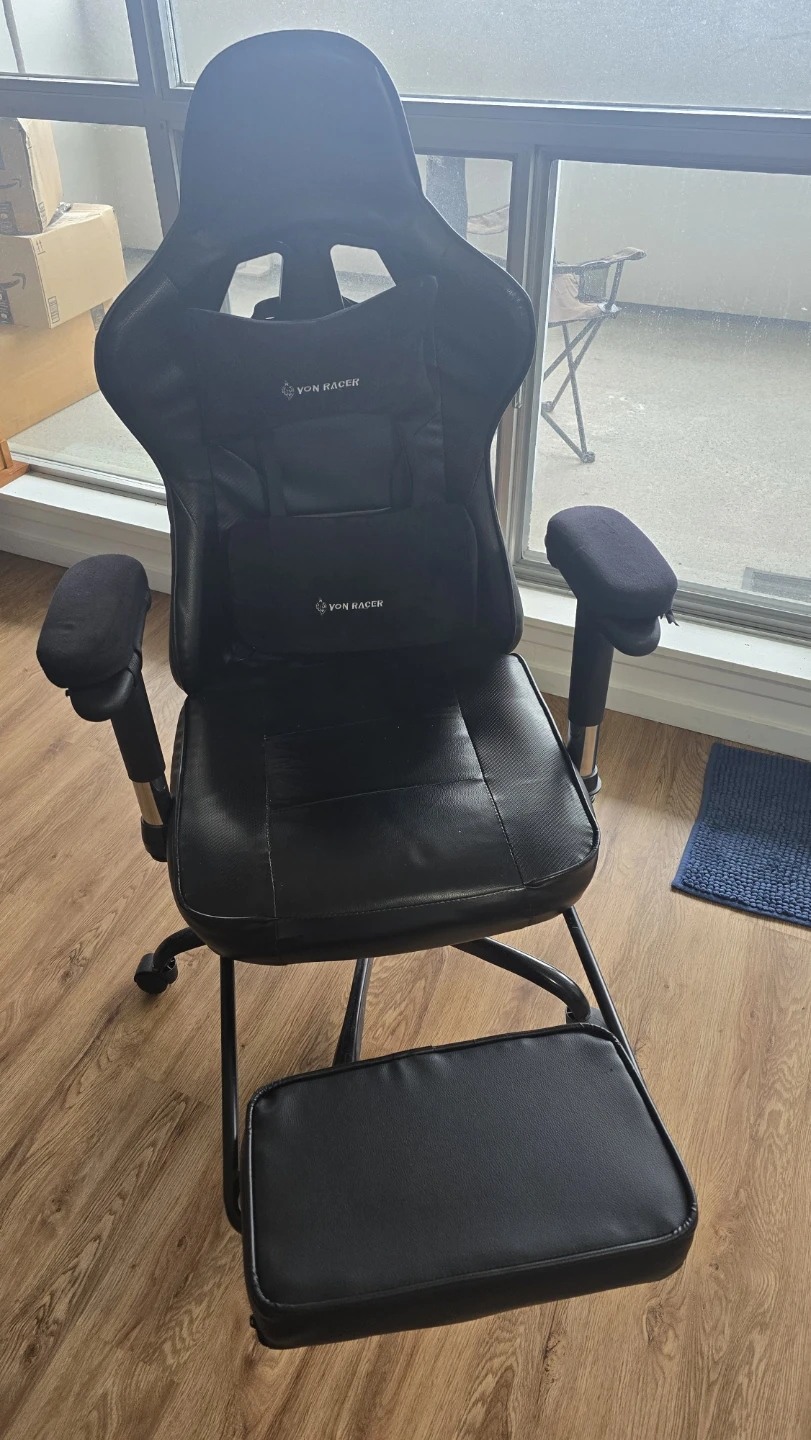 VON RACER Gaming Chair with Footrest