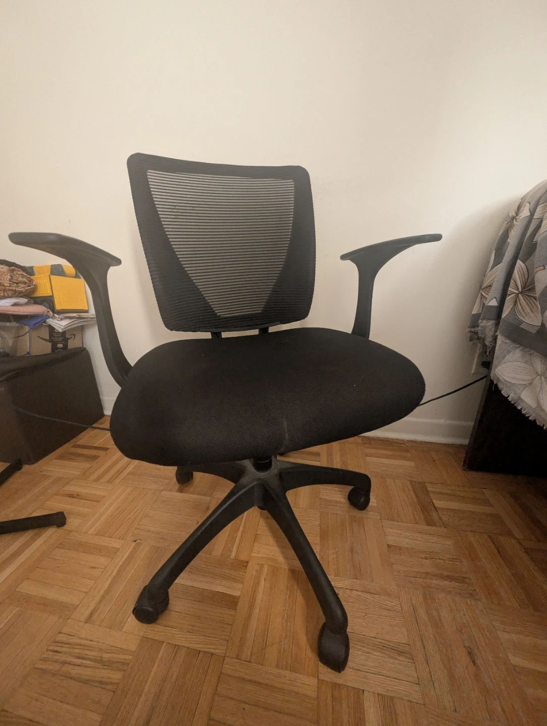 Black Ergonomic Office Chair - photo 2