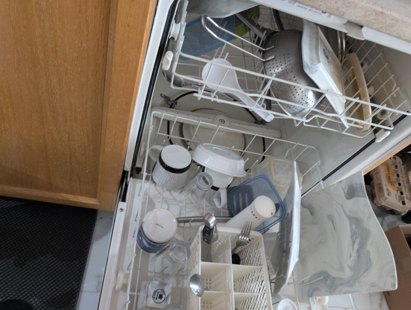 Crosley Electric Stove and Dishwasher - photo 4