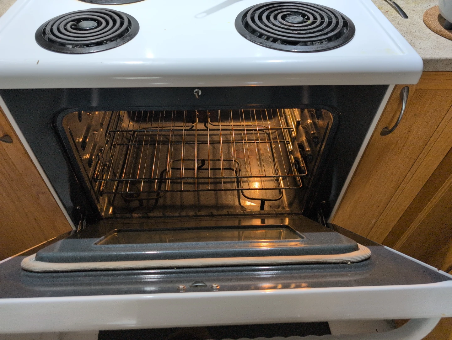 Crosley Electric Stove and Dishwasher - photo 5