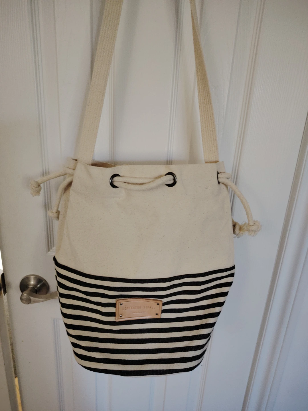 ⚽️Something Simple Striped Canvas Bucket Bag