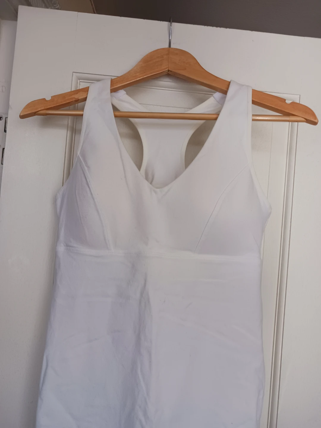 White Tank Top with Built-in Bra. Size L. - photo 3