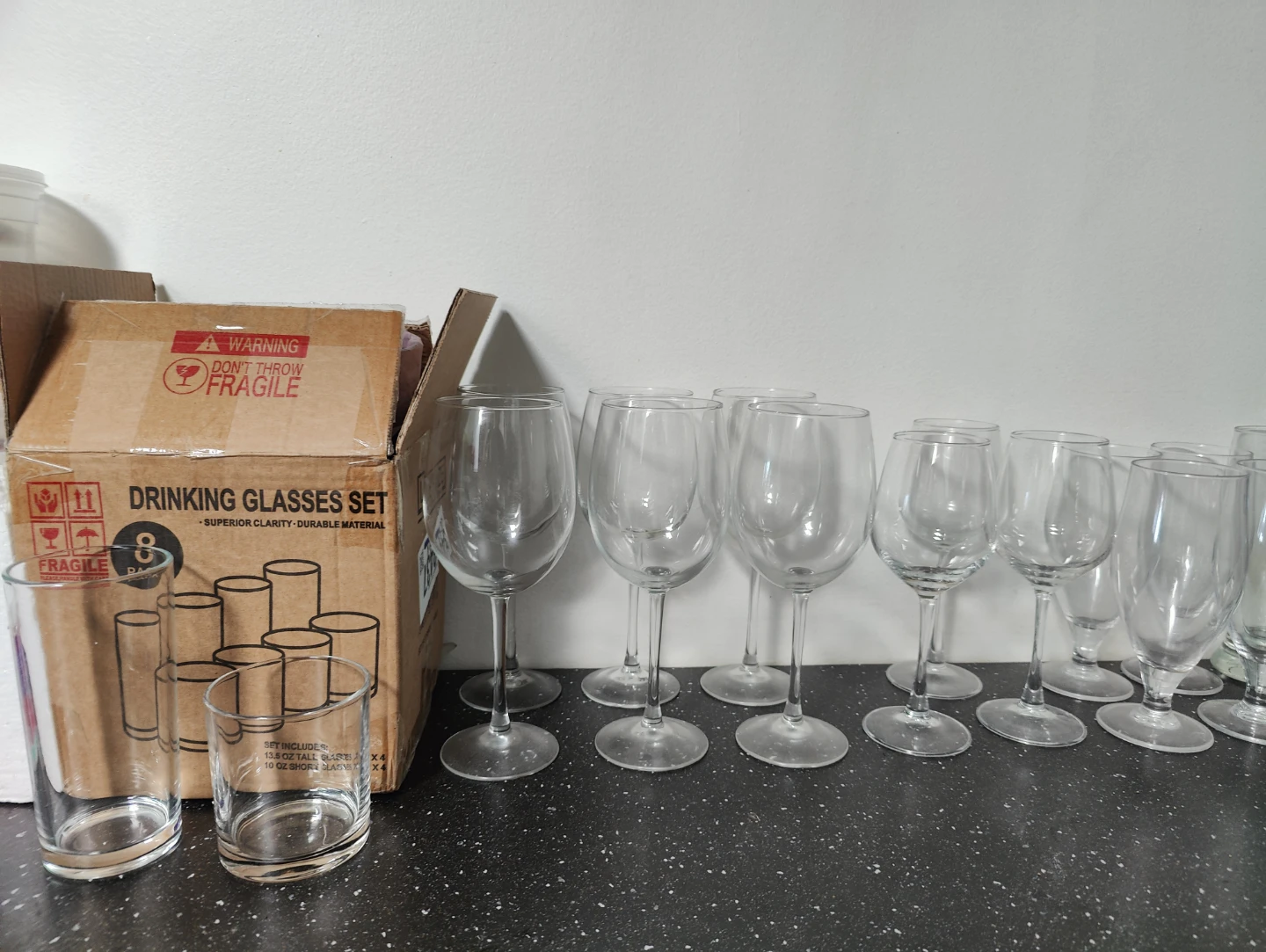 Set of Assorted Drinking Glasses wine - photo 2