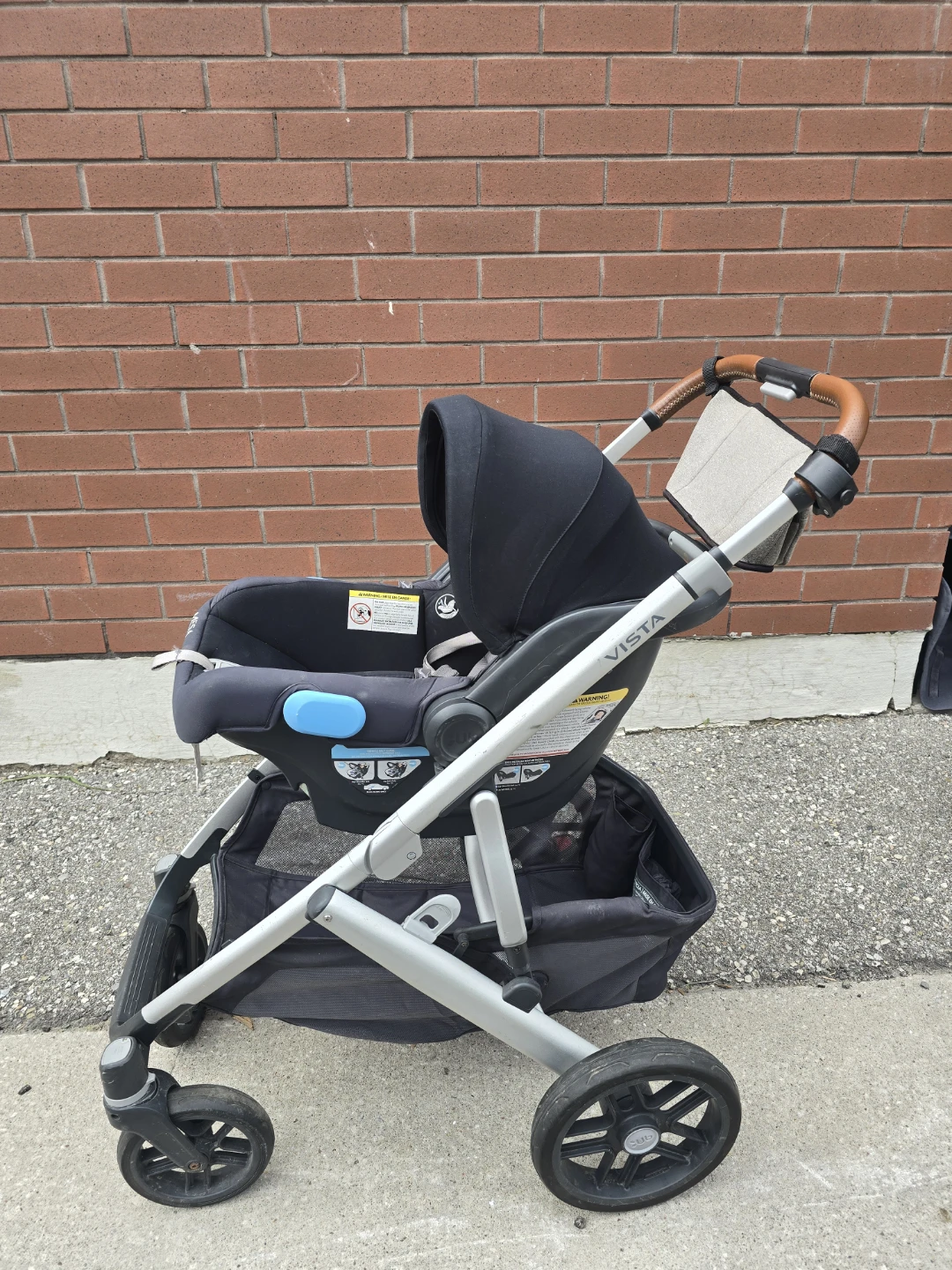 UPPAbaby Vista Stroller with Bassinet and Car Seat - photo 2