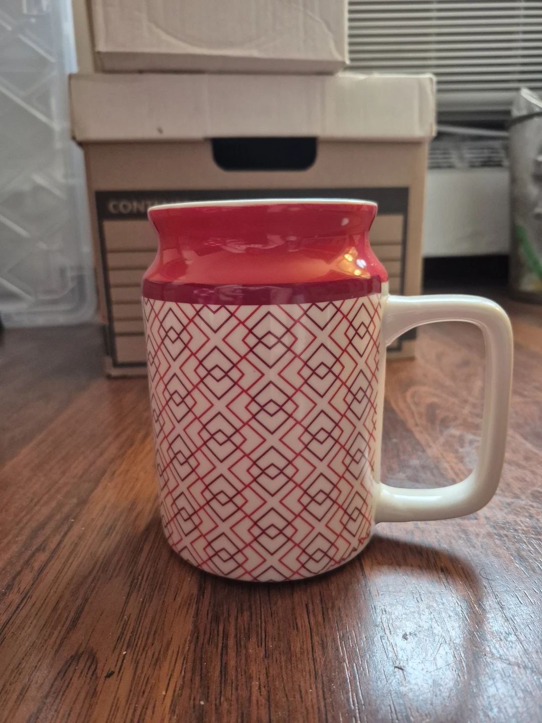 Red Geometric Mug Vase