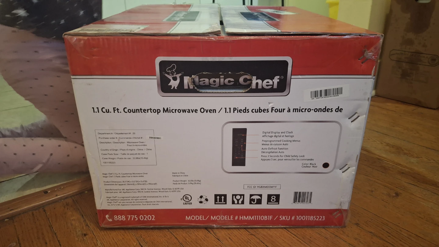 Magic Chef 1.1 Cu. Ft. 1000 Watt Countertop Microwave Oven - photo 2