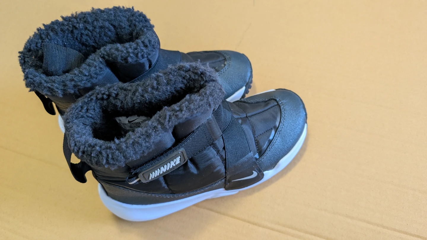 Nike Winter Boots - photo 3