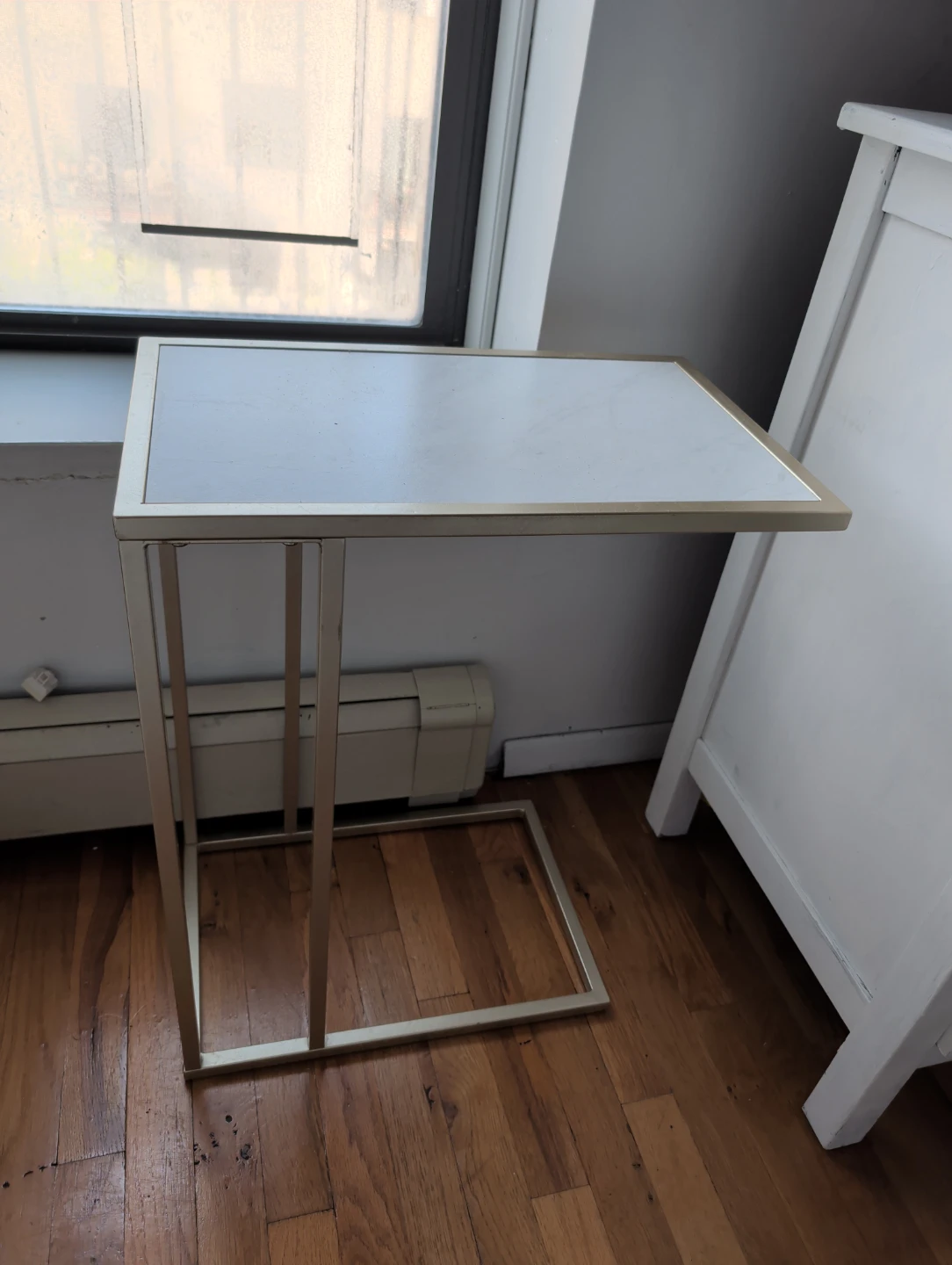 Gold Metal C-Table with White Marble Top - photo 4