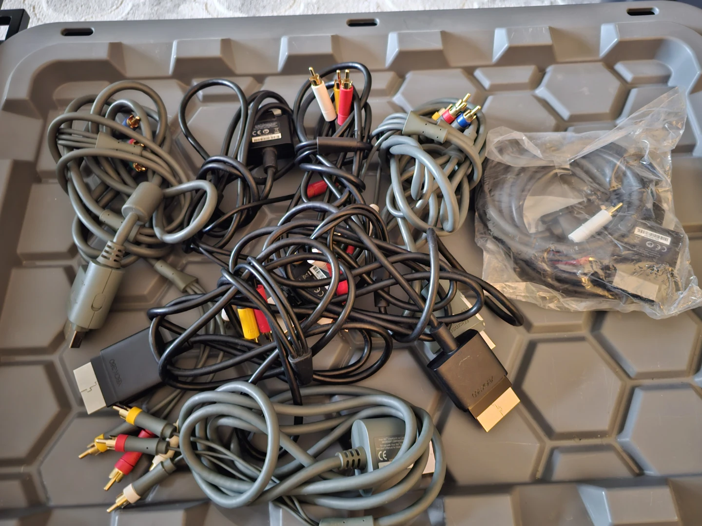 Xbox 360 Power Boxes And AV Cables ($15 Each) - photo 2