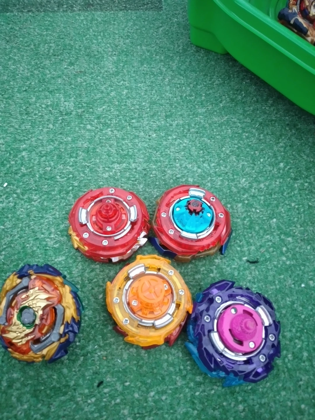 Beyblades Lot - photo 2